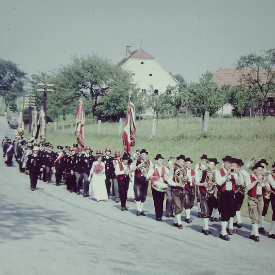 PICT0002.JPG
